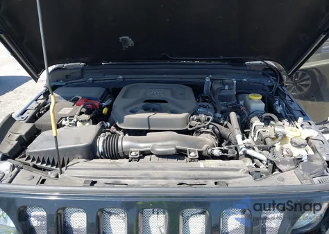 2019 Jeep Wrangler Unlimited Sport S 4X4 from USA, damaged, VIN 1C4HJXDN3KW668597